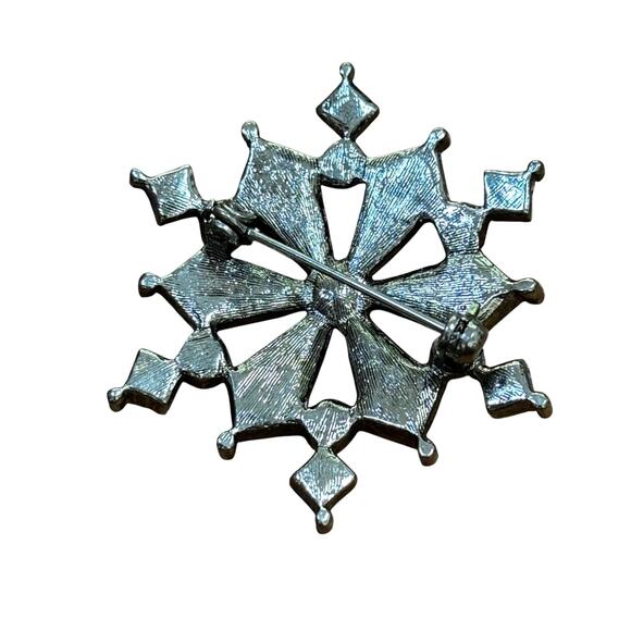 Vintage Y2K silver snowflake brooch blue rhinestones ornate pin no hallmarks - Picture 2 of 5